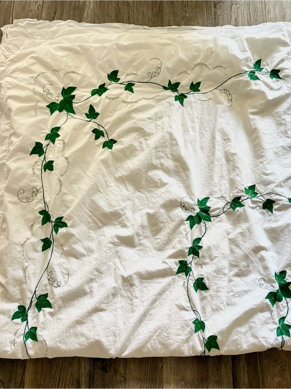Green Ivy Embroidered Bedspread - Home Holiday -Full/Double 100% Cotton Duvet